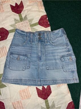 American eagle skirt
